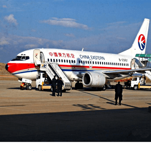 右旗巴丹吉林空运航空快运业稳步发展的原因是什么？